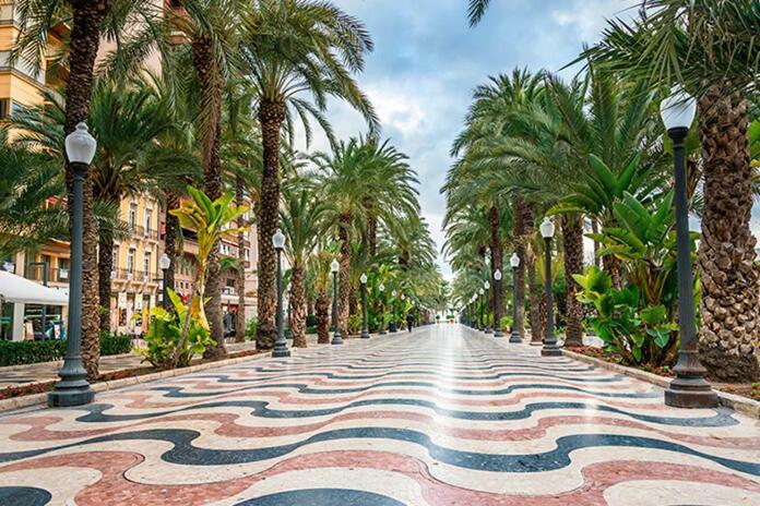 Centrico Y Espacioso Piso En Barrio Tranquilo Аликанте Екстериор снимка